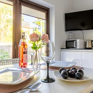 https://plumtree-holiday-apartment.sopothotels.com